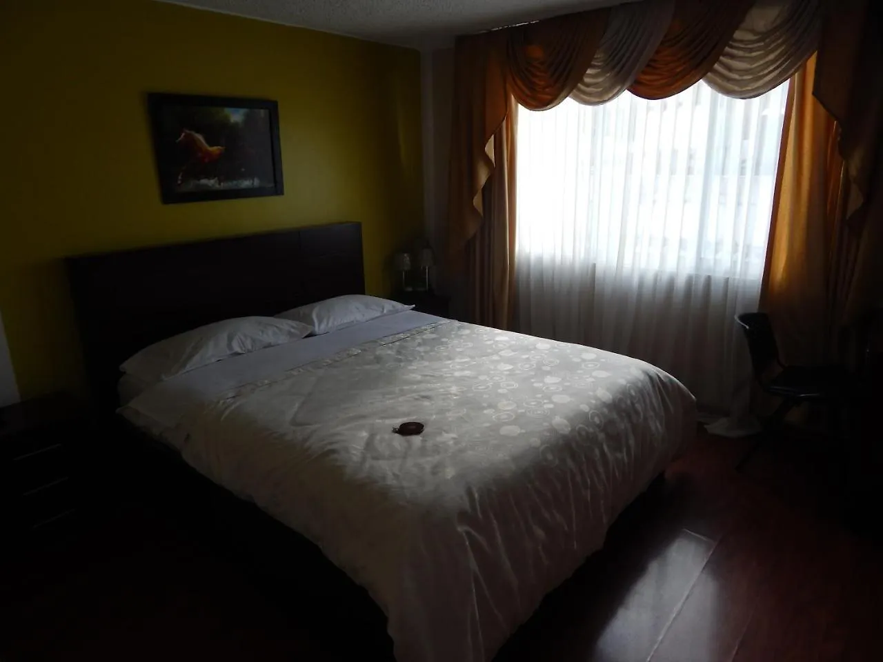 Hostal El Roble Кито 3*,