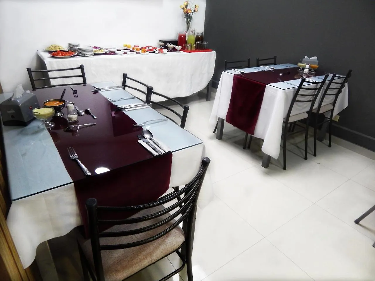 Guest house Hostal El Roble Quito