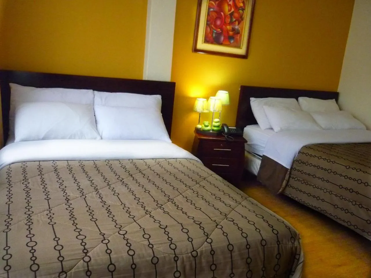 Hostal El Roble Quito Ecuador