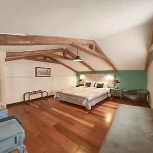 Old Town Suites, Heritage Boutique Hotel, Where Every Detail Tells A Story Apartahotel