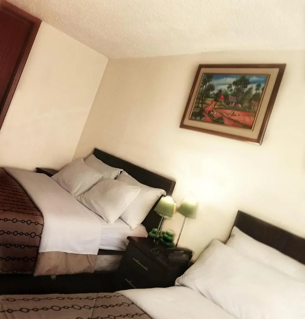 Guest house Hostal El Roble Quito
